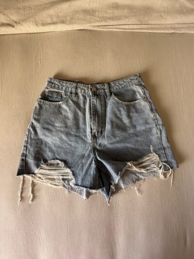 Short en jean bleu